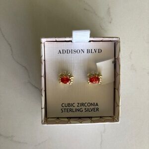 Addison small crab earrings